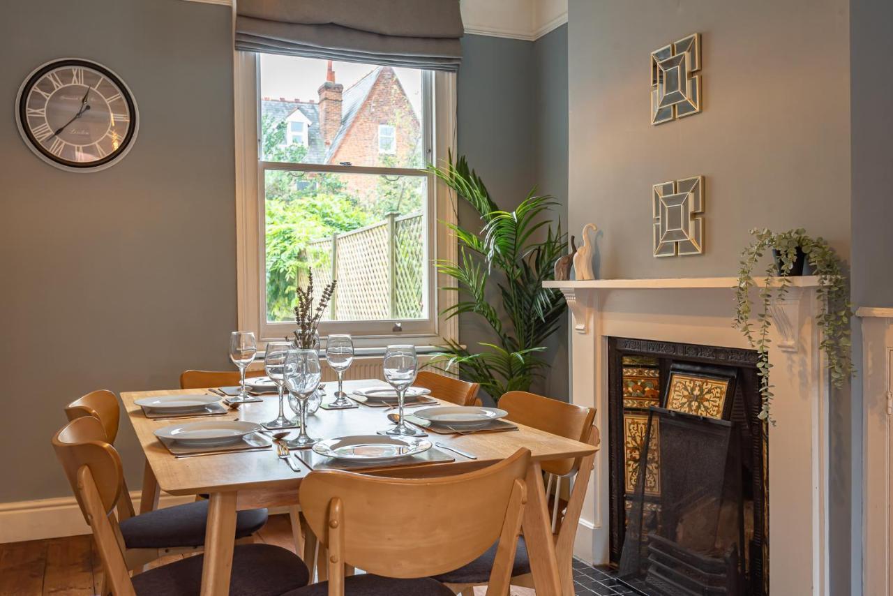 Apartment Cosy 2 Bedroom House Sleeps 6 - With Free Wifi & Garden By Roost
